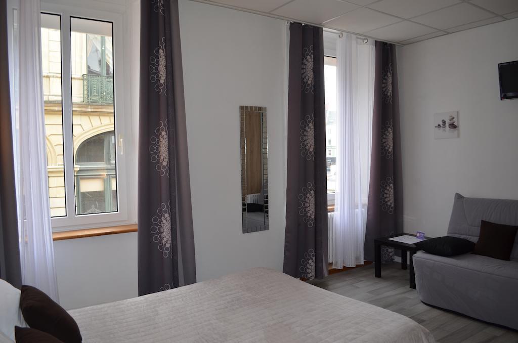 Hotel De La Croix De Malte Cherbourg-en-Cotentin Zimmer foto